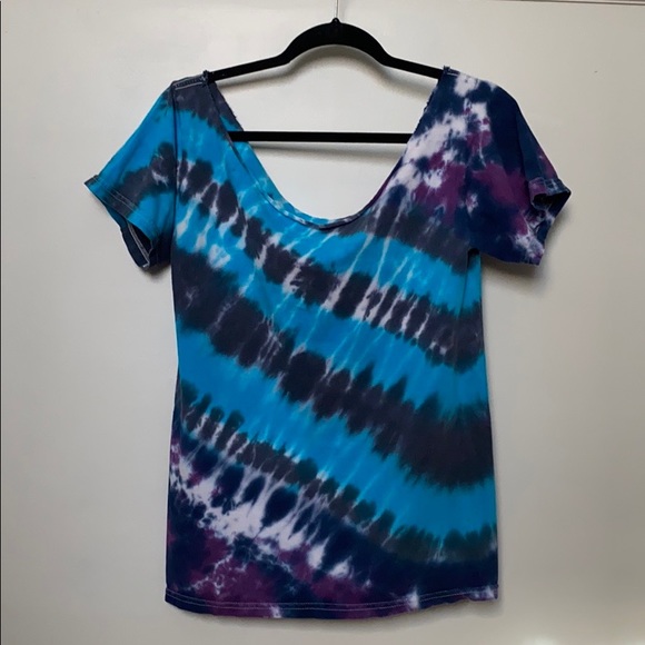 Distressed Tye Dye T-Shirt NEEDS SOME LOVE! - Picture 1 of 15
